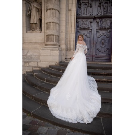 Robe de mariée coupe princesse manches longues hors l'épaule promarried