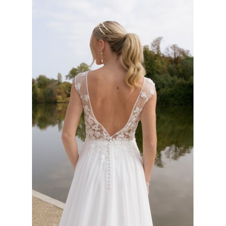 Robe de mariée Coupe en A  décolleté V échancré