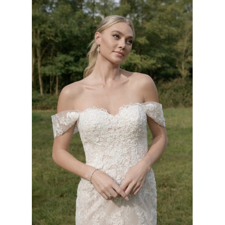 Robe de mariée coupe foureau avec un Bustier en cœur