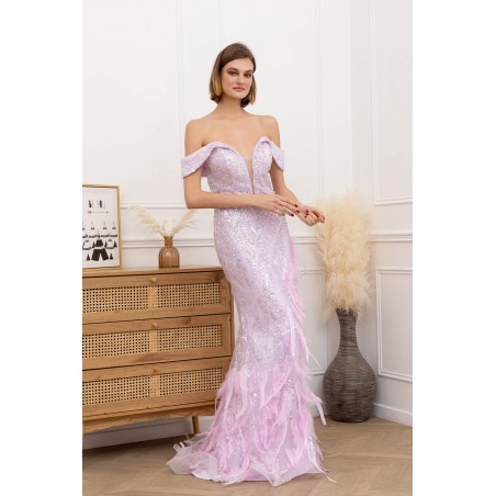 Robe de cocktail perlée avec des plumes mauve