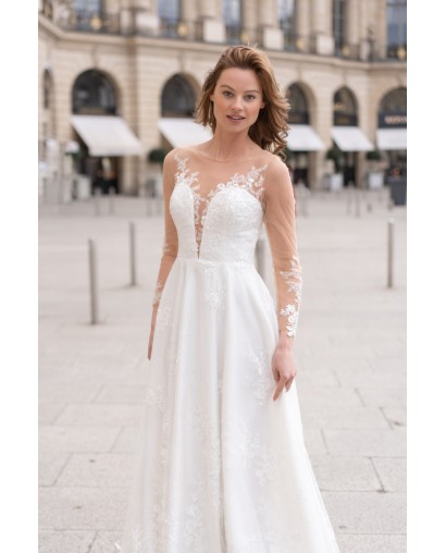 Robe de Mariée Princesse en Tulle avec Manches Longues Effet Tatouage et Encolure V PROMARRIED