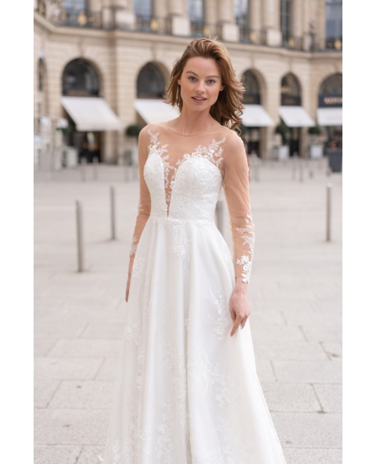Robe de Mariée Princesse en Tulle avec Manches Longues Effet Tatouage et Encolure V PROMARRIED