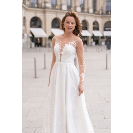 Robe de Mariée Princesse en Tulle avec Manches Longues Effet Tatouage et Encolure V PROMARRIED