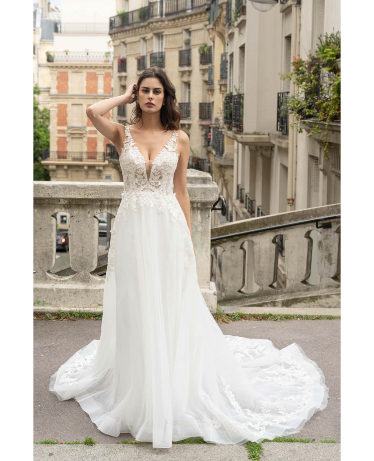 Robe de mariée princesse en tulle et dentelle florale – Féérie romantique