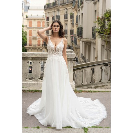 Robe de mariée princesse en tulle et dentelle florale – Féérie romantique
