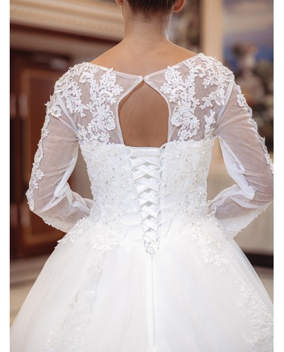 Robe-princesse-manches-longues-avec-traine-2021-ivoire