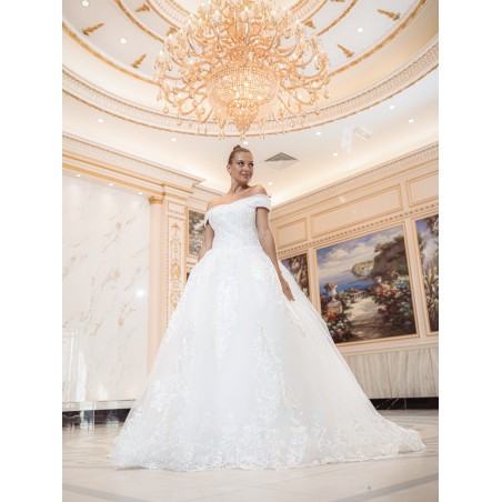 Robe-princesse-hors-l'épaules-avec-traine-6001-traine-ivoire