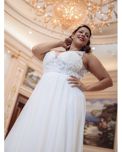 Robe-de-mariée-fluide-à-bretelles-Promarried-22199-ivoire