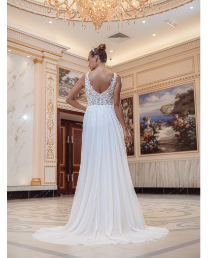 Robe-de-mariée-fluide-à-bretelles-Promarried-22199-ivoire