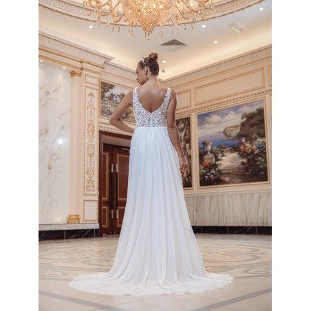 Robe-de-mariée-fluide-à-bretelles-Promarried-22199-ivoire