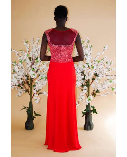 Robe rouge fourreau col V