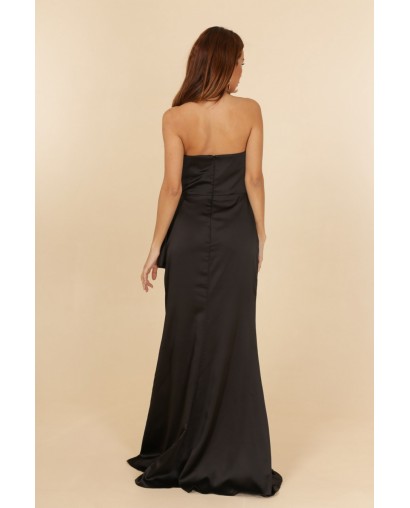 Robe de soirée satinée noir bustier coupe fourreau avec une fente Promarried