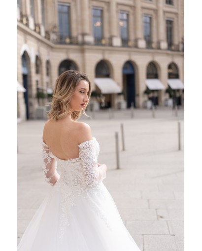 Robe de mariée princesse hors l'épaule