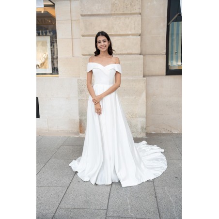 Robe de mariée évasée hors l'épaule en satin Promarried