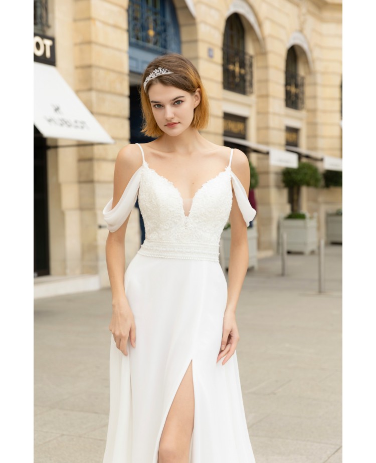 Robe de mariée bohème avec fente