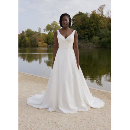 Robe de mariée organisa coupe en A