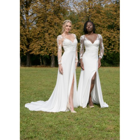 Robe de mariée manches tatouage coupe fourreau