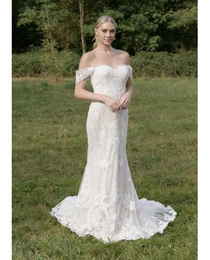 Robe de mariée coupe foureau avec un Bustier en cœur