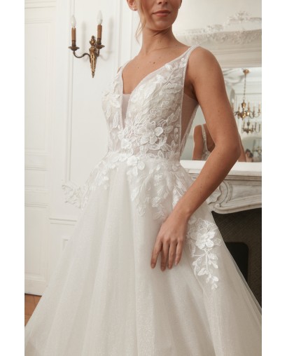 Robe de mariée A-line en tulle pailleté et dentelle florale – Décolleté plongeant