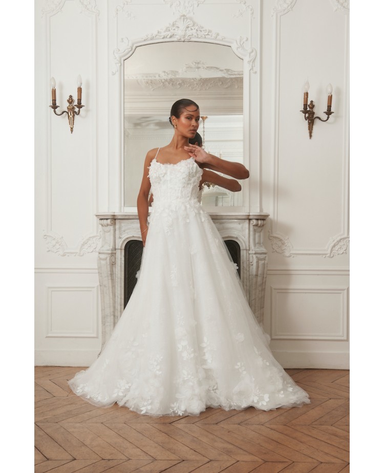 Robe de mariée A-line en tulle pailleté et fleurs 3D – Bretelles fines